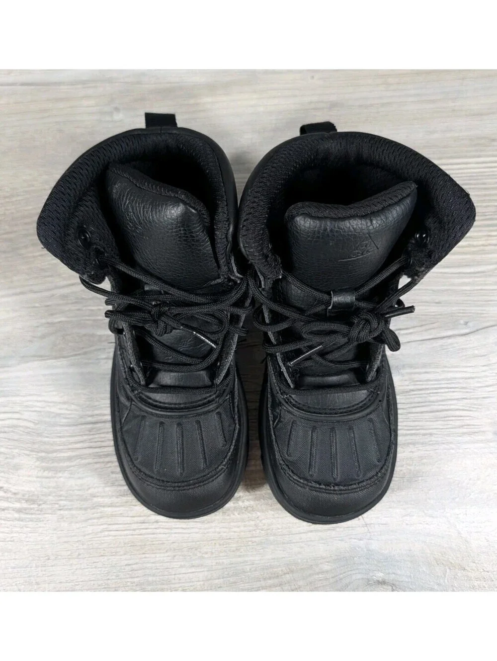 Nike ACG Kids 12C Black Woodside II Hiking Winter Boots Waterproof Leather Youth